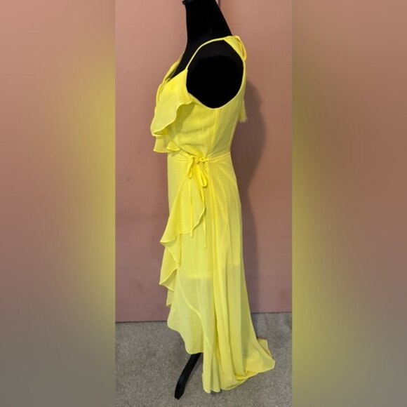 Elegant Yellow Ruffle Dress - Picture 5 of 7